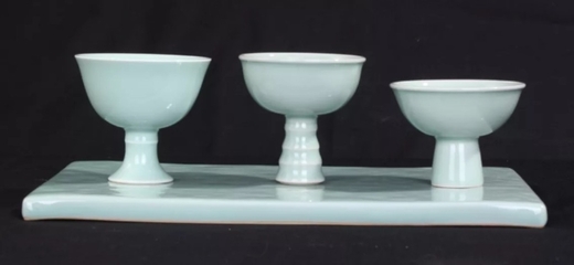 州橋遺址瓷器復(fù)燒文創(chuàng)產(chǎn)品亮相國家文化出口基地雙創(chuàng)園 傳統(tǒng)工藝與現(xiàn)代設(shè)計的融合